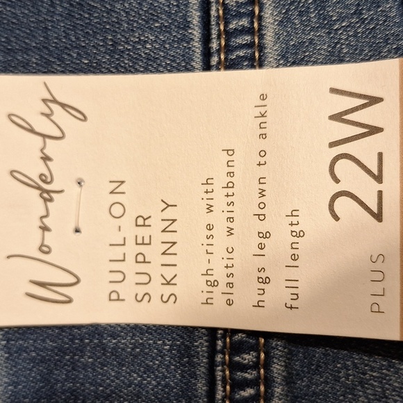 q Wonderly Blue Stretch Super Skinny Pull On Jeans 22W.  NWT - Picture 6 of 8